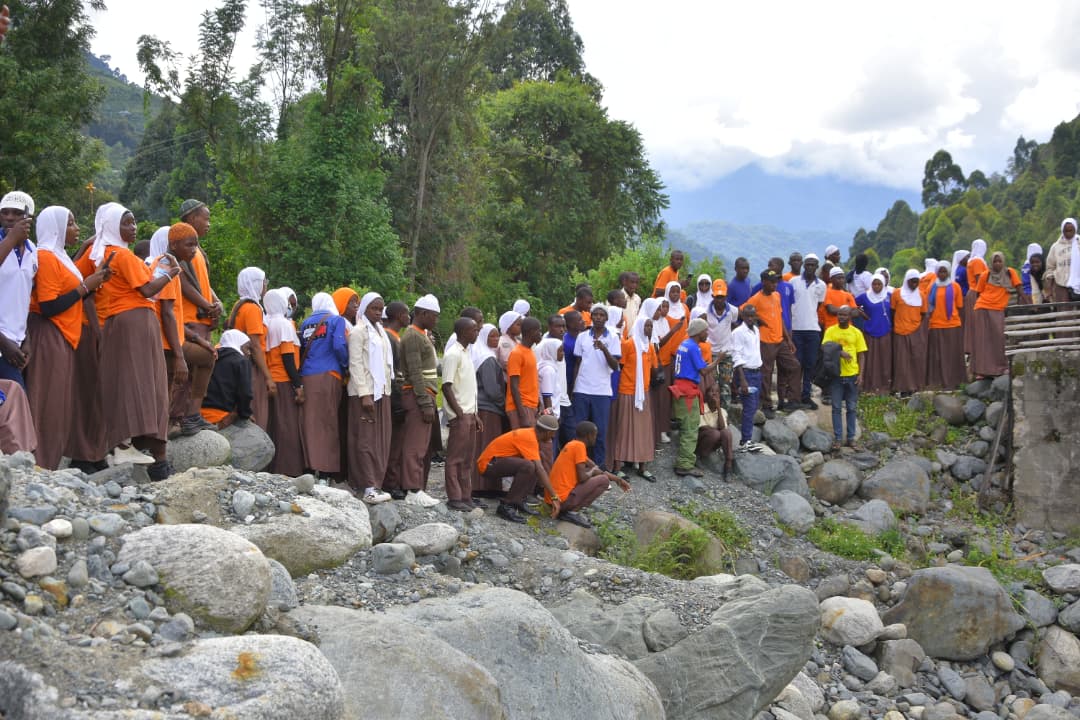 Kyabuuza Muslim Secondary School students on an educational trip